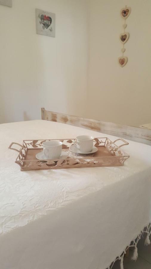 B&B Le Peonie Badesi Esterno foto